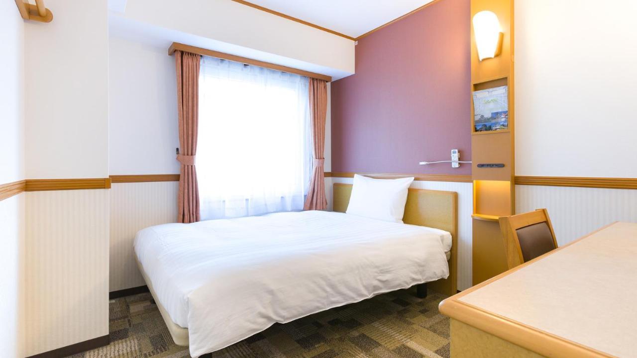 Toyoko Inn Sendai Nishi-Guchi Hirose-Dori Экстерьер фото